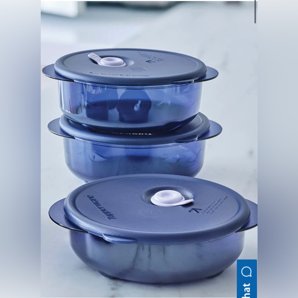 Brand new Tupperware set